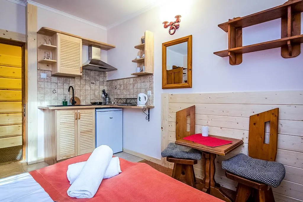 Aparthotel Pod Nosalem Zakopane 3*,